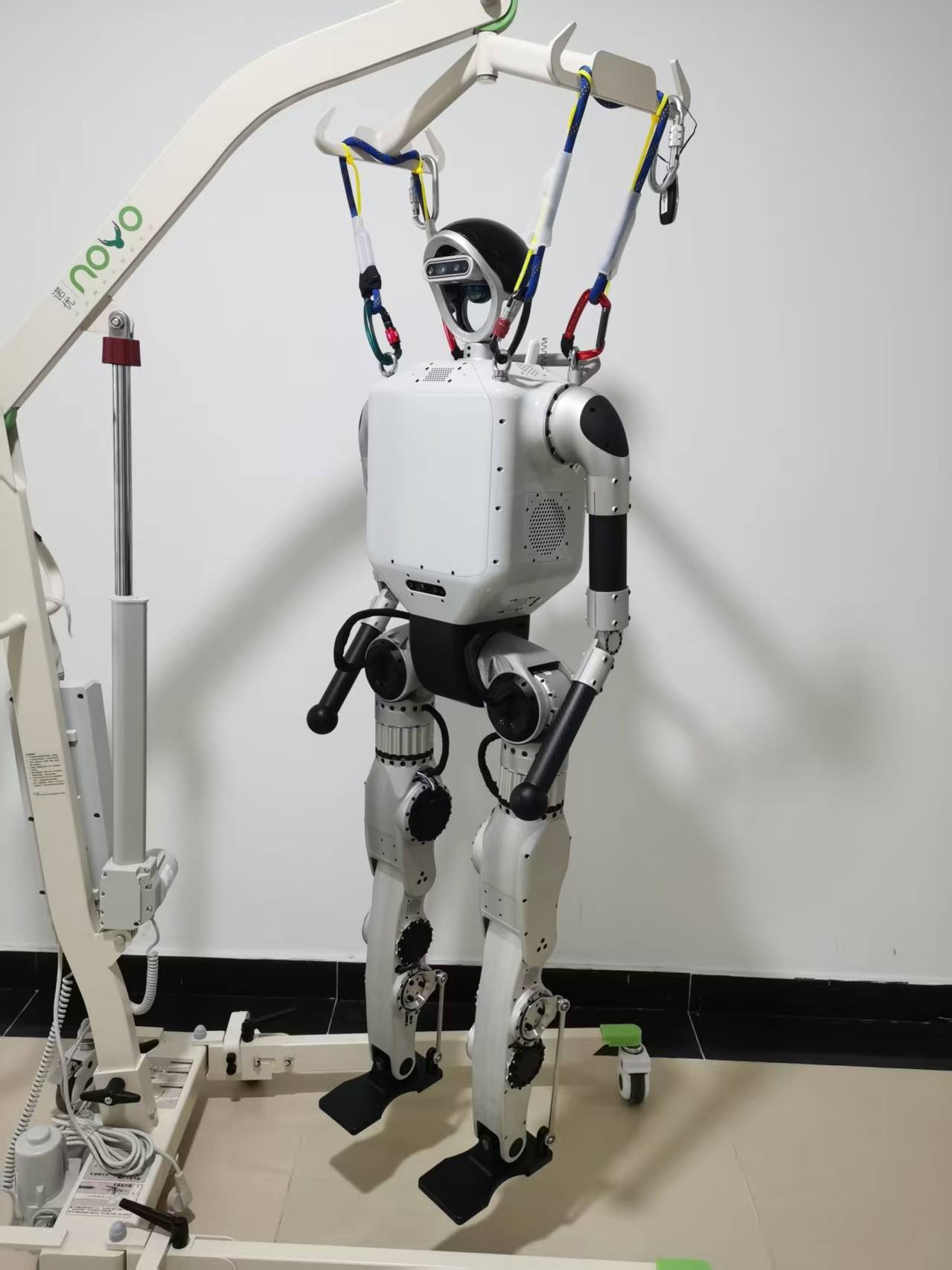 人形機器人（力控）